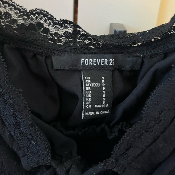 Forever 21 Black Crop Top - Picture 3 of 6